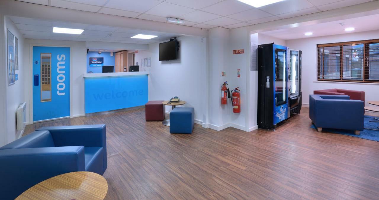 Travelodge Cork Exterior photo